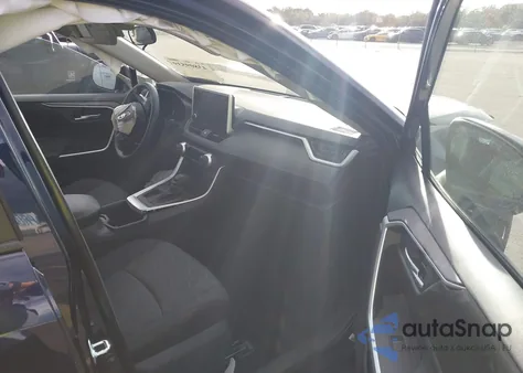 2025 Toyota Rav4 Xle z USA, uszkodzony, nr VIN 2T3W1RFV2SW435535